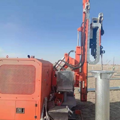 青海光伏安裝打樁機太陽能板安裝打樁機，多功能全液壓打樁機**