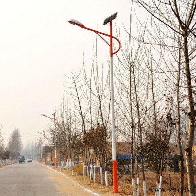 遼寧太陽(yáng)能路燈廠家專業(yè)生產(chǎn)9米43WLED太陽(yáng)能路燈太陽(yáng)能路燈系統(tǒng)