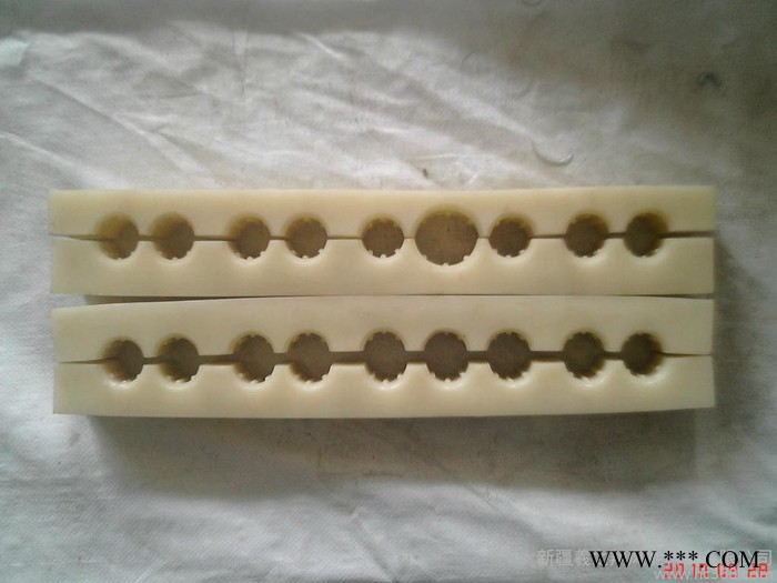 供應(yīng)風(fēng)力電纜夾具、風(fēng)力發(fā)電機(jī)電纜夾板