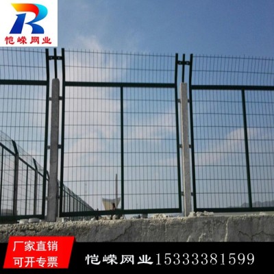 公鐵路兩側(cè)光伏果園封閉隔離防護圍網(wǎng)