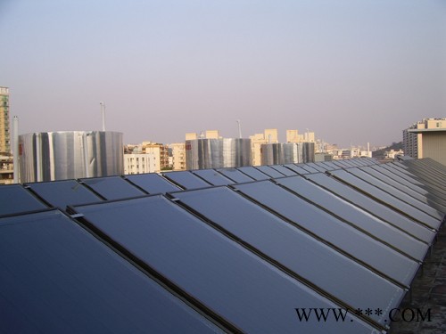 供應(yīng)新億佳太陽能熱水器廠家