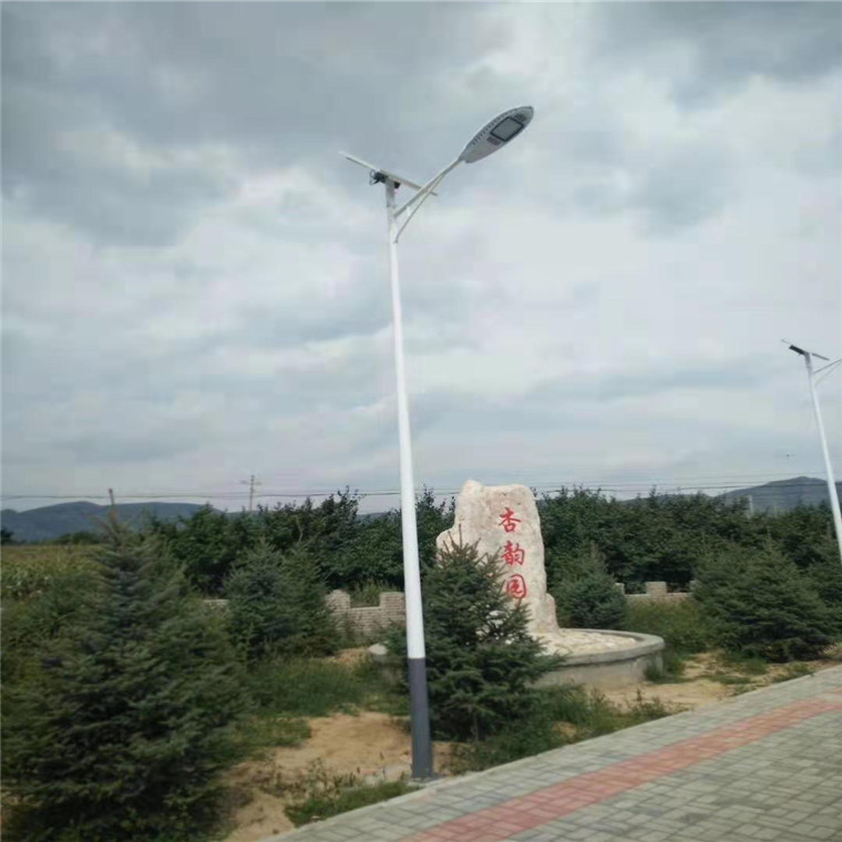 英光-太陽(yáng)能路燈東營(yíng)控制器