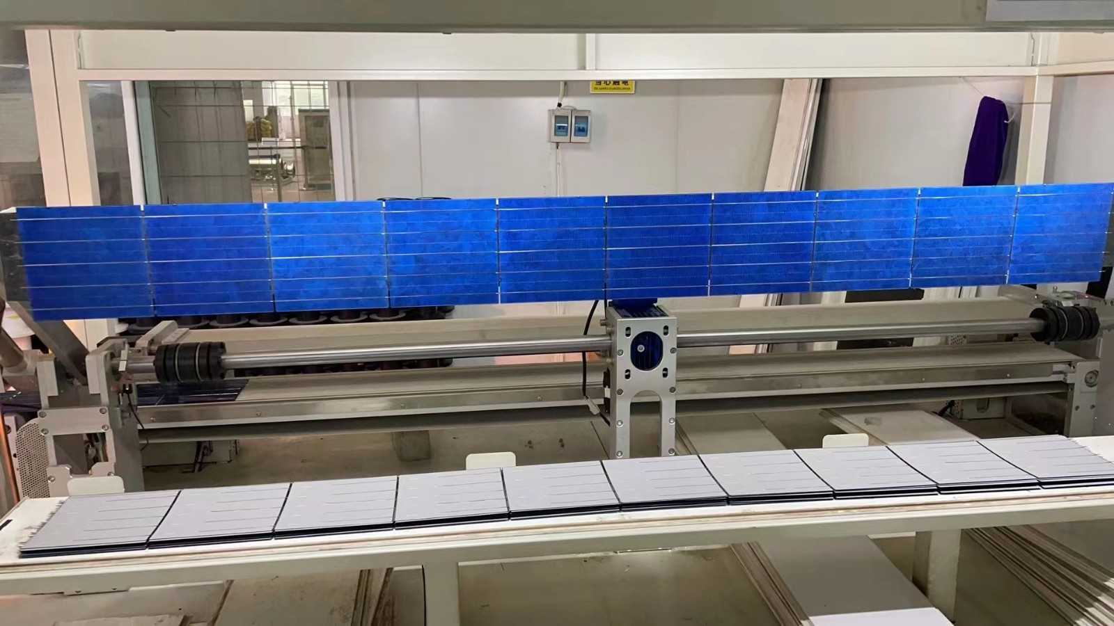 陜西 太陽能電池板生產廠家 單晶270太陽能電池板發(fā)電板 雷豪