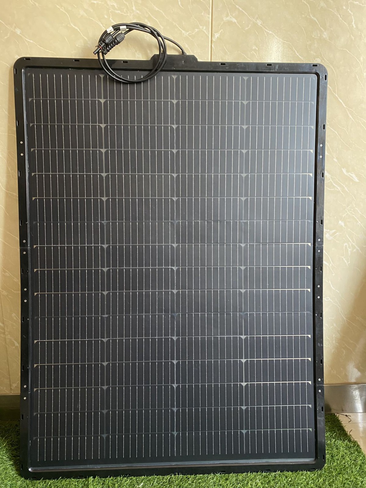 150W半柔性太陽能光伏板陽臺圍欄輕質組件單晶硅充電板組件